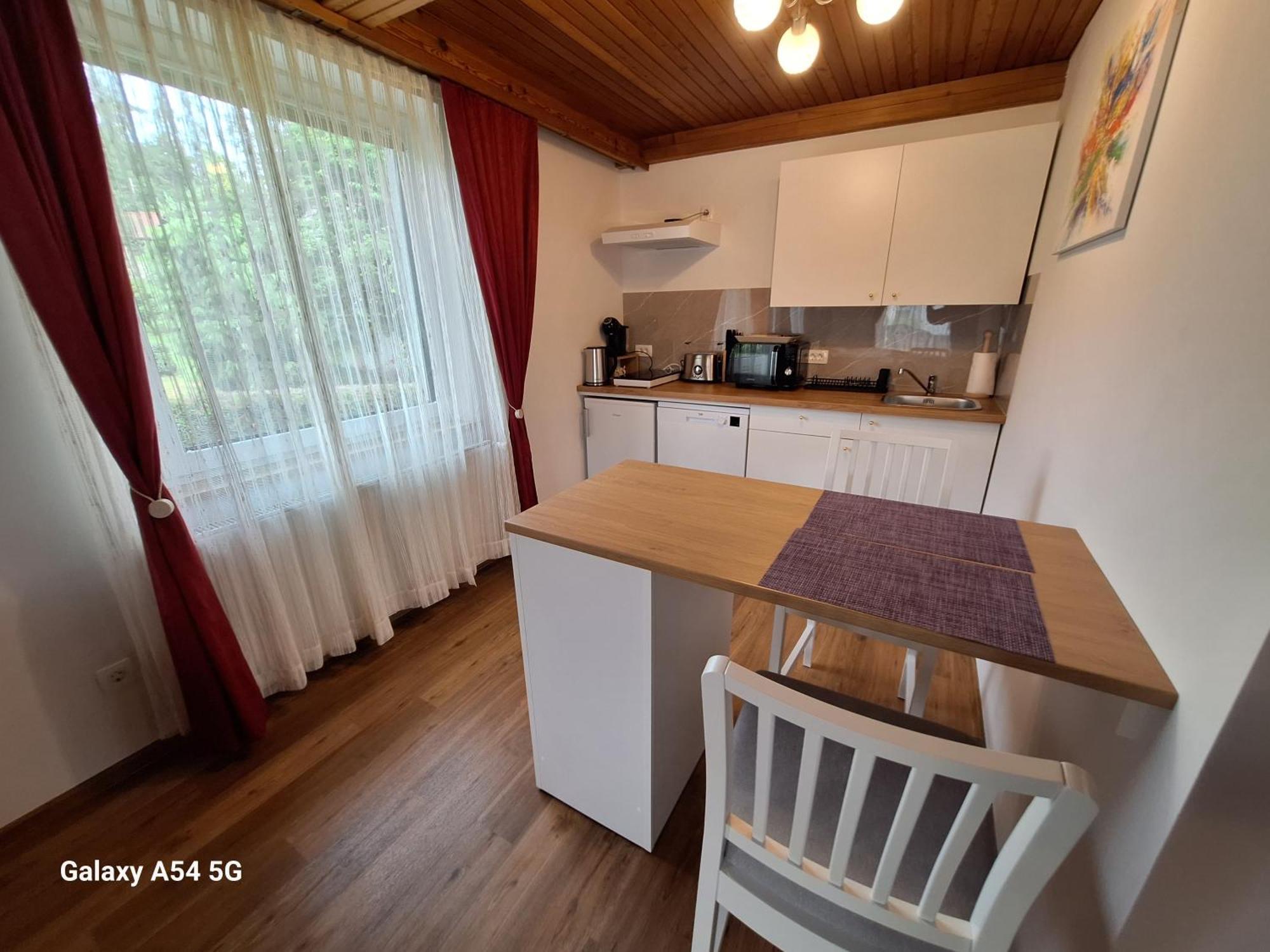 בלד Apartment Petek מראה חיצוני תמונה