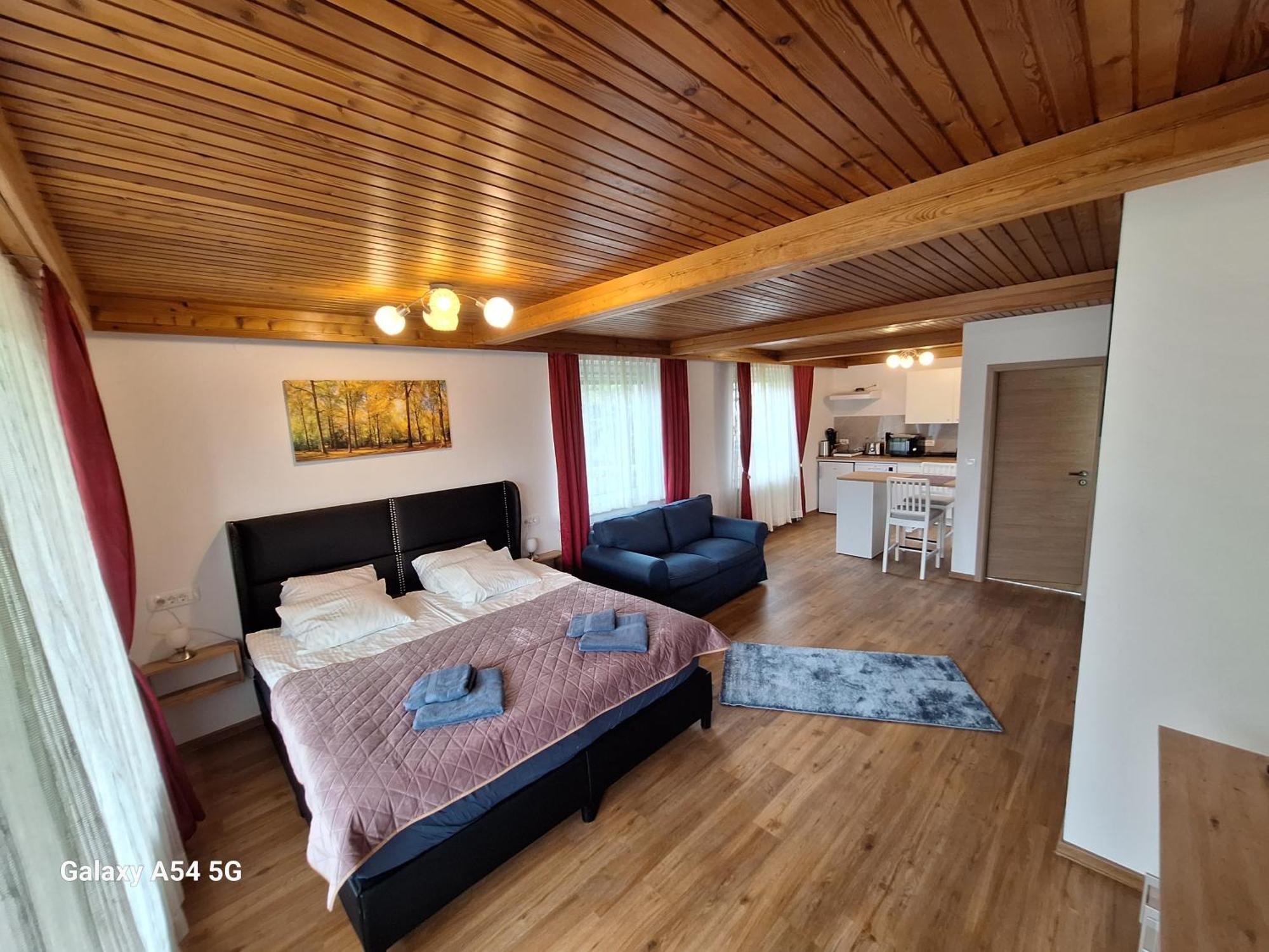 בלד Apartment Petek מראה חיצוני תמונה