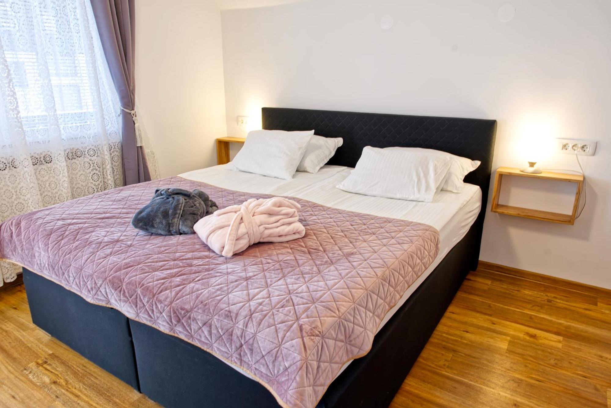 בלד Apartment Petek מראה חיצוני תמונה